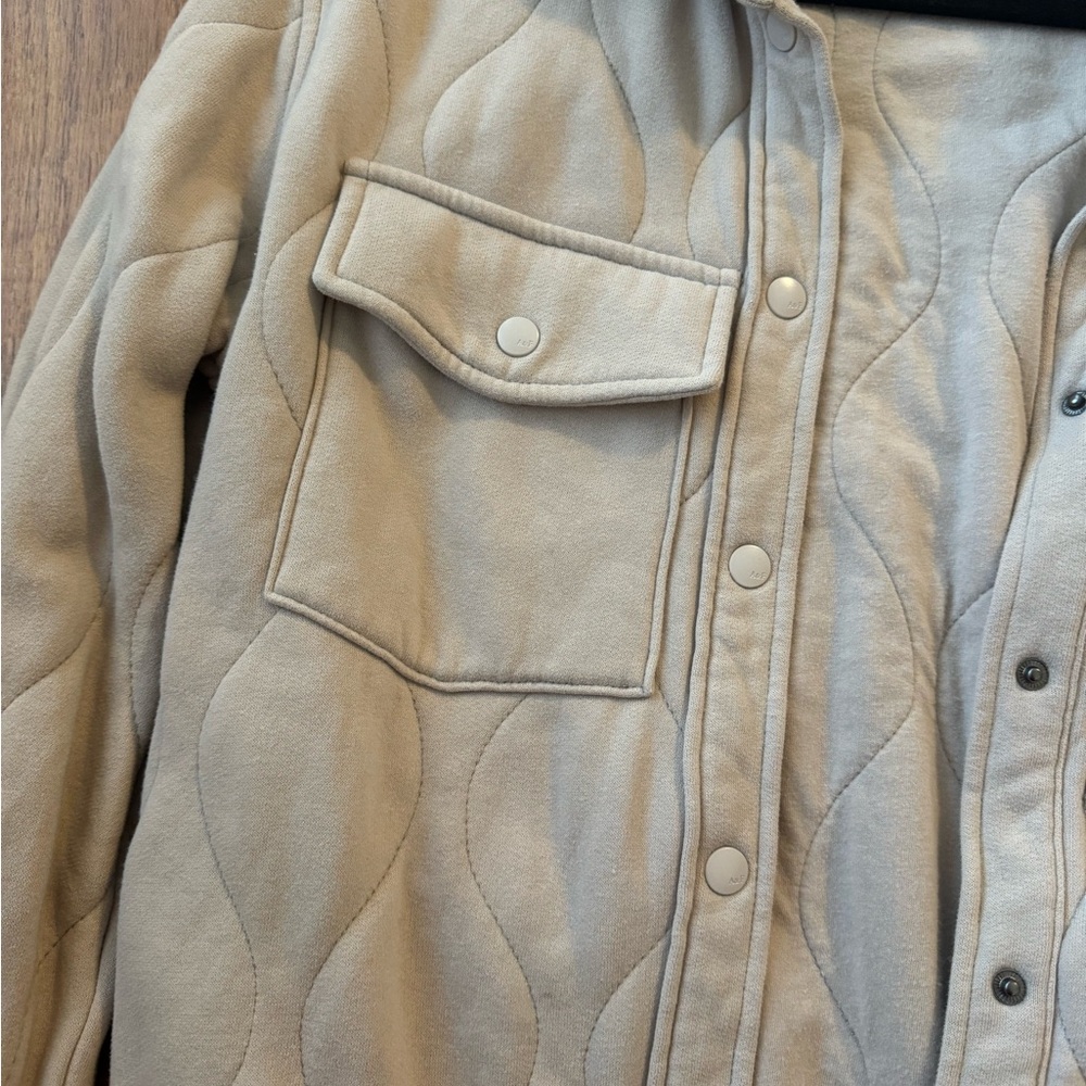 Women's Quilted Jacket - Beige - Picture 2 of 5